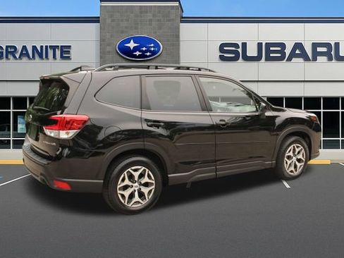 Used 2023 Subaru Forester Premium AWD/4WD image 11