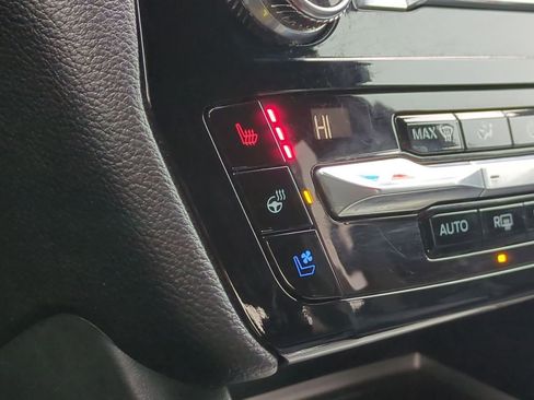 Used 2021 Ford Explorer ST w/ Premium Technology Package image 39