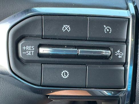 New 2025 GMC Yukon XL Elevation image 15