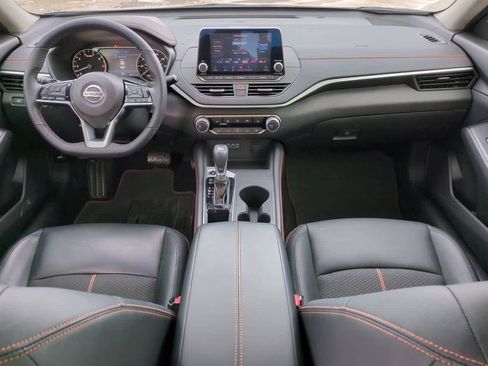 Used 2020 Nissan Altima 2.5 SR w/ Premium Package image 15