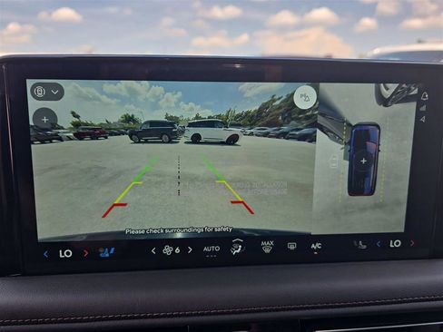 New 2025 Lincoln Aviator 2WD w/ Equipment Group 101A image 22