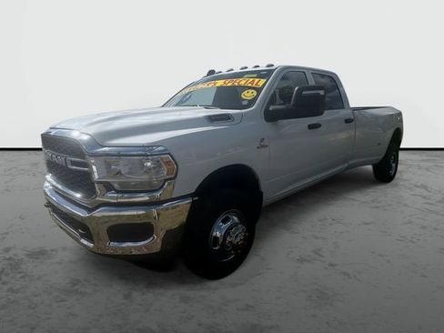 Used 2024 RAM 3500 Tradesman w/ Chrome Appearance Group AWD/4WD image 1