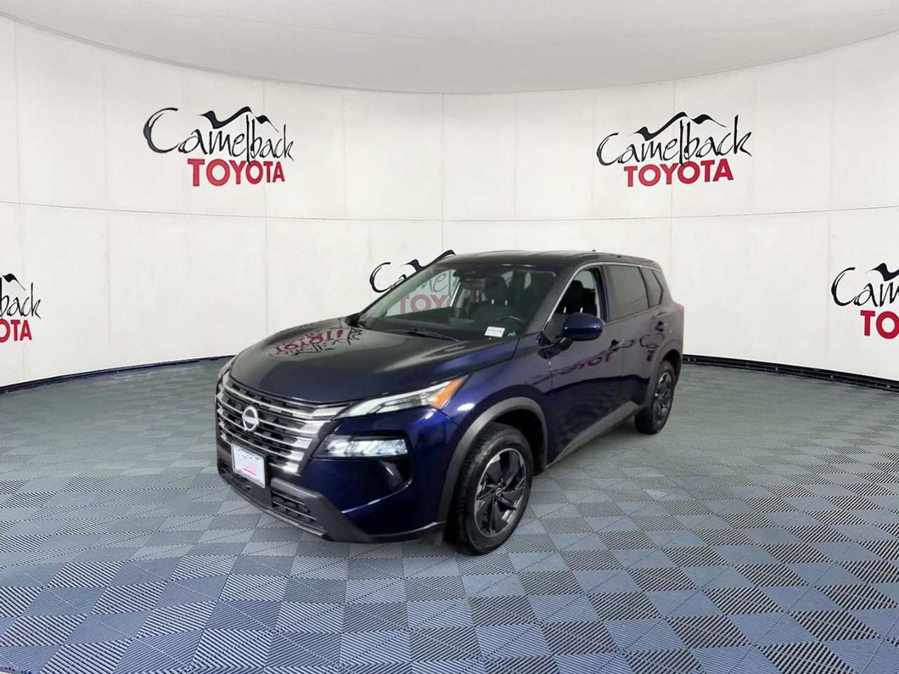 Used 2025 Nissan Rogue SV FWD image 7