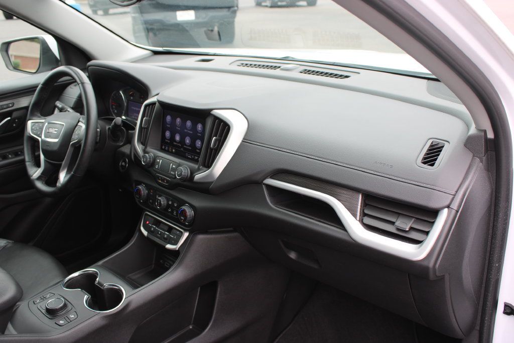 Used 2023 GMC Terrain SLT FWD image 33
