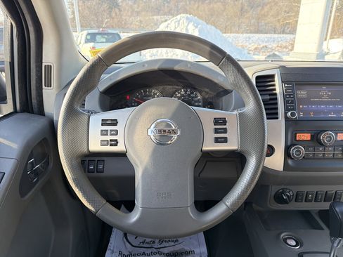 Certified 2021 Nissan Frontier SV image 13