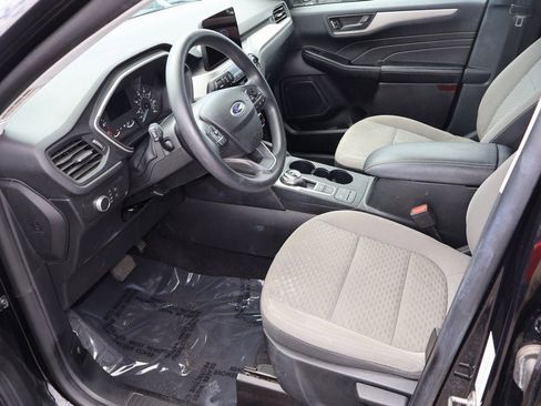 Used 2022 Ford Escape SE image 19