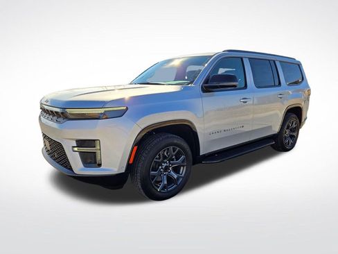 New 2026 Jeep Grand Wagoneer Limited AWD/4WD image 8