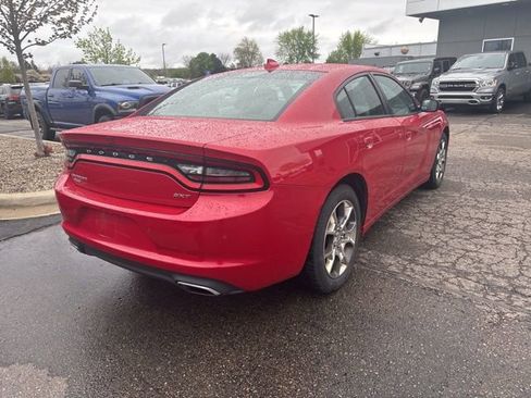 Used 2015 Dodge Charger SXT w/ AWD Plus Group image 4