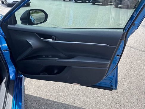 Used 2019 Toyota Camry LE w/ Convenience Package FWD image 49