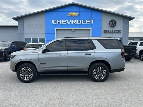 Used 2025 Chevrolet Tahoe Z71 AWD/4WD image 4