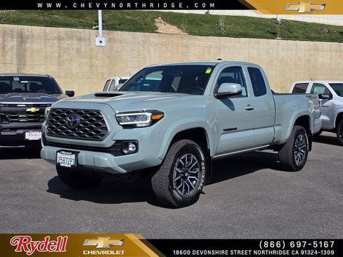 Used 2022 Toyota Tacoma TRD Sport w/ TRD Premium Sport Package RWD image 1