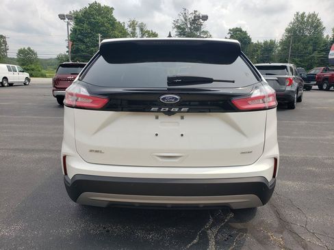 Used 2024 Ford Edge SEL w/ Convenience Package AWD/4WD image 4