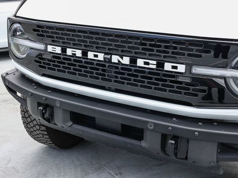 Used 2024 Ford Bronco Wildtrak AWD/4WD image 11
