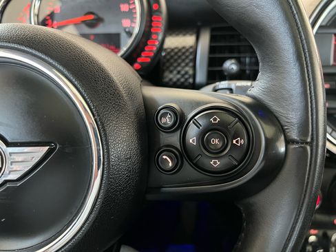 Used 2015 MINI Cooper S image 24