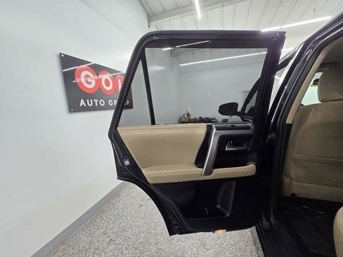 Used 2015 Toyota 4Runner SR5 RWD image 26