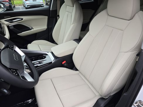 New 2025 Audi Q5 Premium Plus image 15