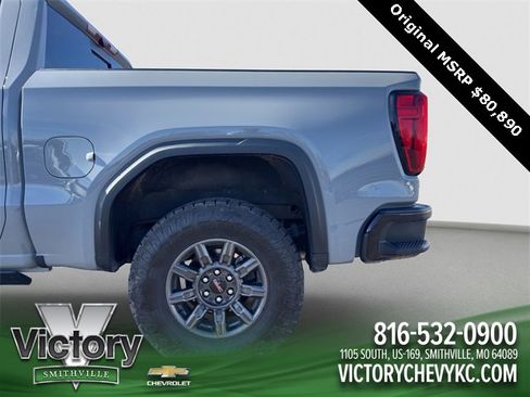 Used 2025 GMC Sierra 1500 AT4X image 22