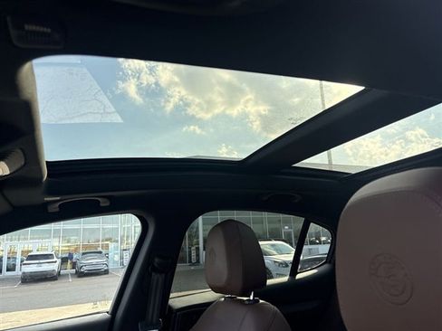 Used 2024 Alfa Romeo Stelvio Ti image 18