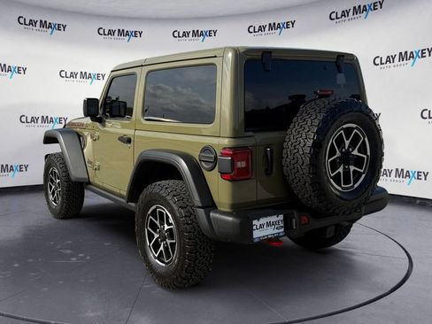 Used 2025 Jeep Wrangler Rubicon w/ Steel Bumper Group AWD/4WD image 3