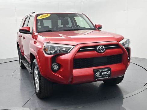 Used 2024 Toyota 4Runner SR5 AWD/4WD image 2