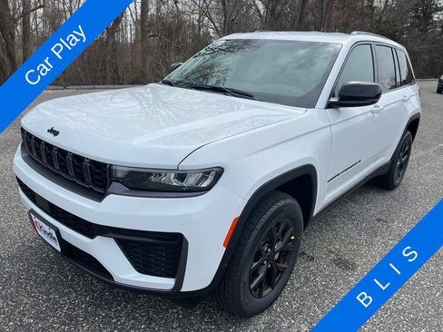 New 2026 Jeep Grand Cherokee Altitude AWD/4WD image 5