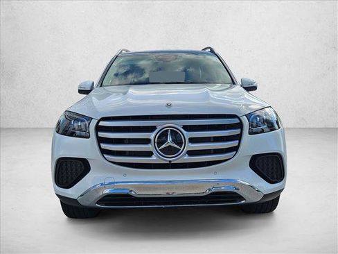 New 2026 Mercedes-Benz GLS 450 4MATIC image 6