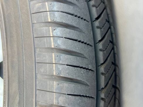 Used 2017 Ford Escape SE FWD image 5