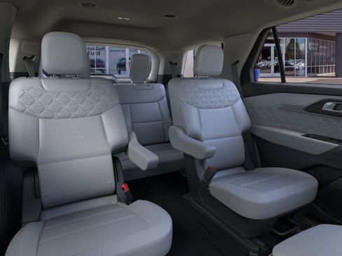 New 2026 Ford Explorer Platinum w/ LUX Leather Package AWD/4WD image 14