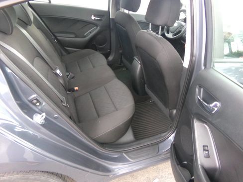 Used 2016 Kia Forte LX FWD image 11