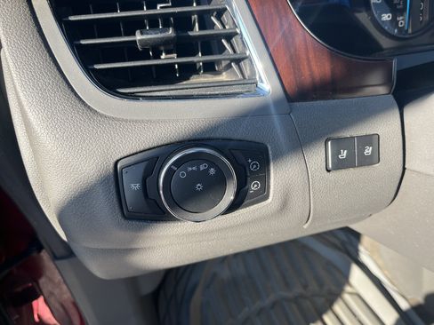 Used 2013 Ford Edge Limited image 27