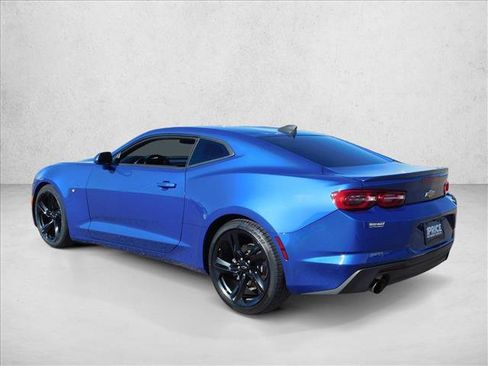 Used 2020 Chevrolet Camaro LT w/ Technology Package image 8