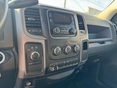 Used 2017 RAM 3500 Tradesman w/ Chrome Appearance Group image 10