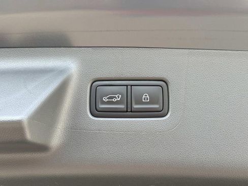 Used 2026 Hyundai Santa Fe SEL FWD image 23