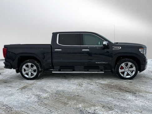 Used 2023 GMC Sierra 1500 Denali w/ Technology Package image 2