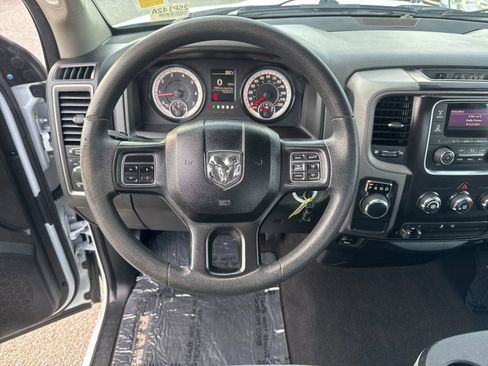Used 2018 RAM 1500 Express image 13