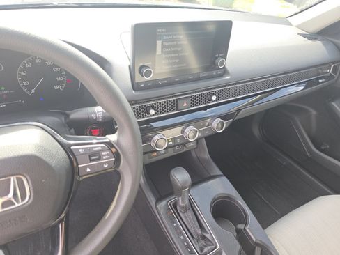 Certified 2023 Honda Civic LX image 27