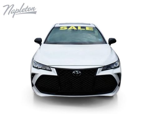 Used 2019 Toyota Avalon XSE w/ Protection Package FWD image 14