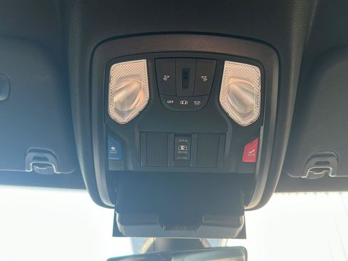 Used 2023 RAM 1500 Big Horn AWD/4WD image 36