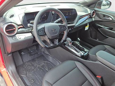 New 2026 Chevrolet Trax RS w/ Driver Confidence Package image 3