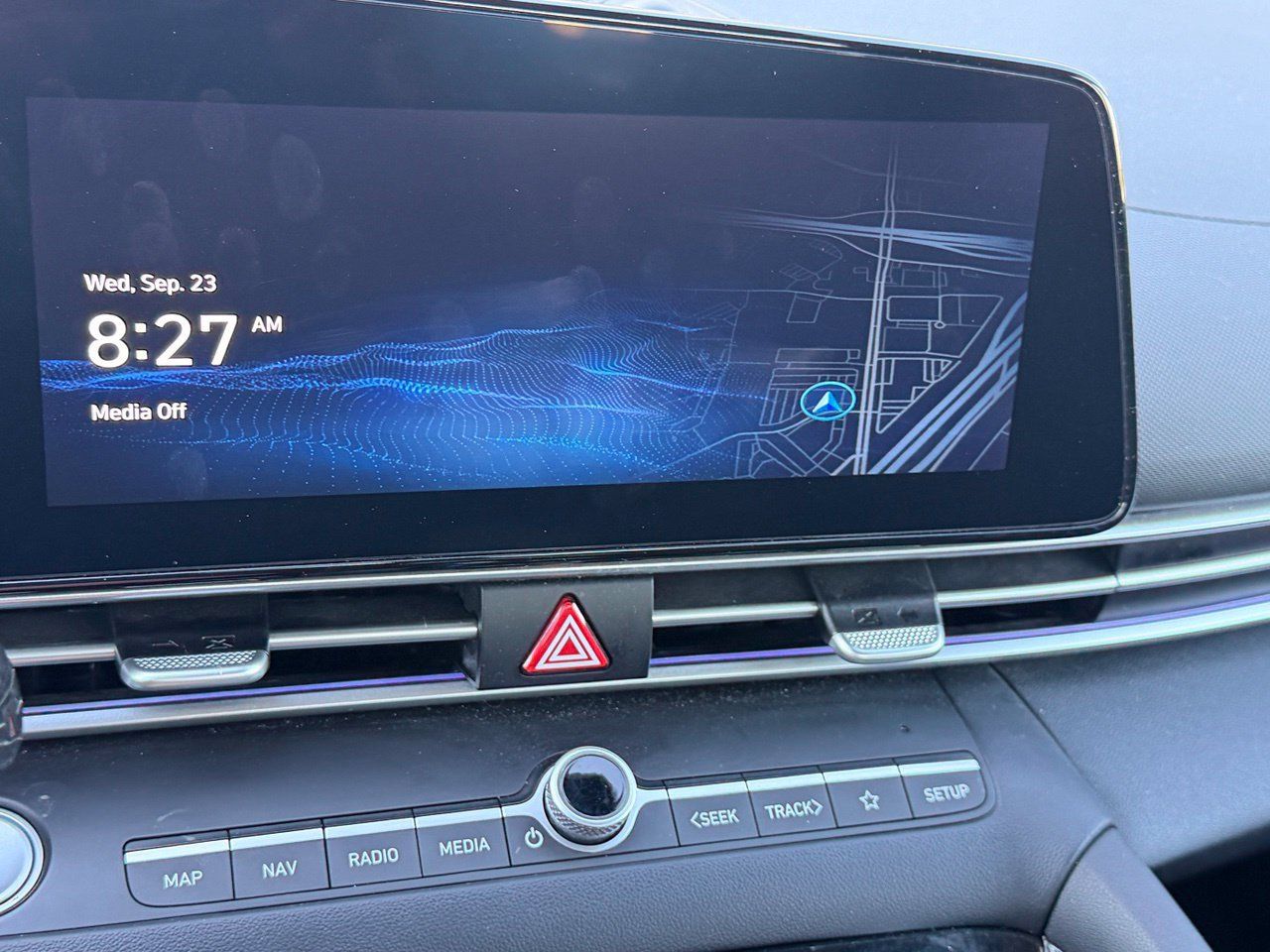 Used 2025 Hyundai Elantra SEL FWD image 18