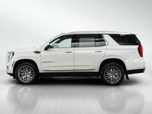 Used 2025 GMC Yukon Denali w/ Sun & Power Step Package AWD/4WD image 2