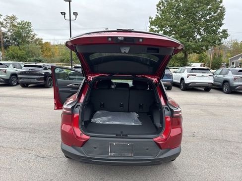 New 2025 Chevrolet Equinox EV LT w/ Comfort Package AWD/4WD image 30