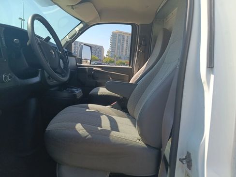 Used 2012 Chevrolet Express 3500 Extended w/ Chrome Appearance Package image 14