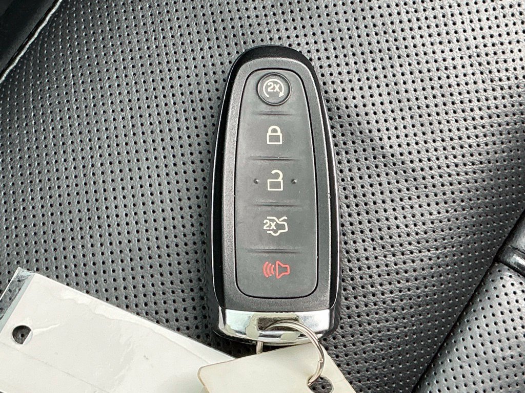 Used 2017 Lincoln Navigator Select AWD/4WD image 35