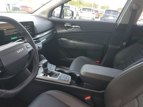 Certified 2026 Kia Sportage SX FWD image 23