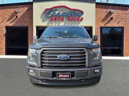 Used 2017 Ford F150 XLT w/ Equipment Group 302A Luxury image 5