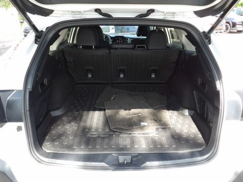 Used 2024 Subaru Outback Limited AWD/4WD image 28