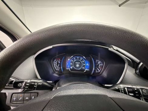 Used 2020 Hyundai Santa Fe SEL FWD image 11
