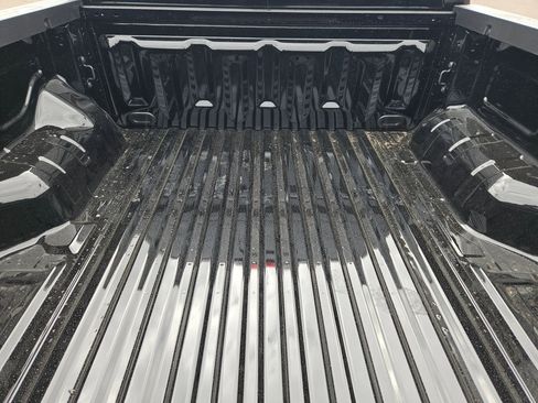 New 2025 Ford Ranger Lariat w/ Black Appearance Package image 4