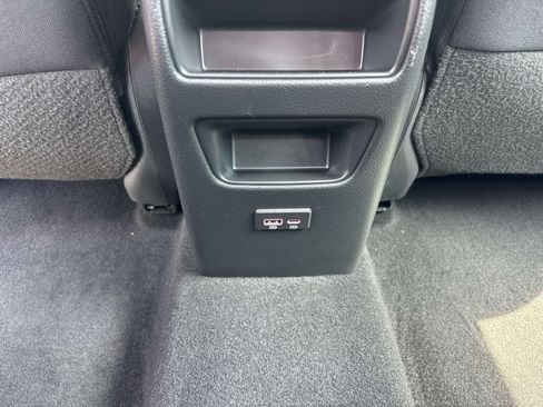Used 2019 Nissan Sentra SV FWD image 8